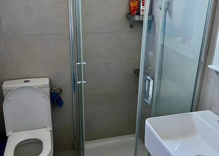 Gianna's & Cave Semesterbostad *