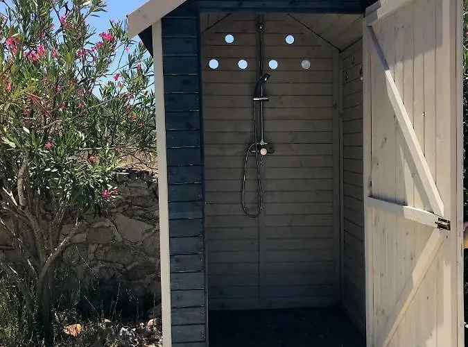 Gianna's & Cave Semesterbostad *