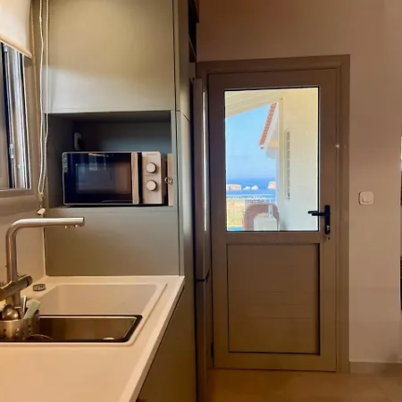 Holiday home Gianna's & Cave Pylos