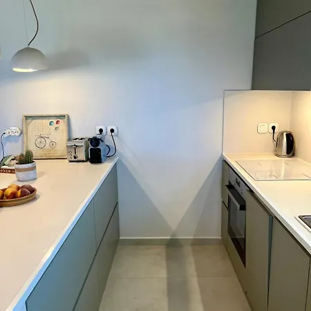 Gianna's & Cave Pylos