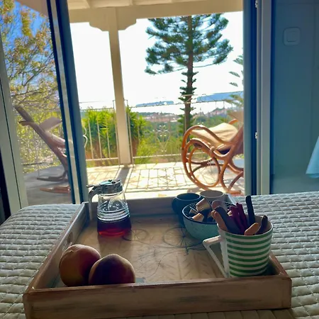 Gianna's & Cave בית נופש פילוס