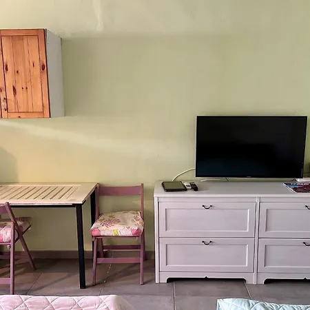 בית נופש Gianna's & Cave פילוס