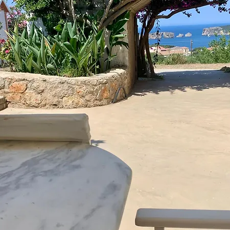 בית נופש Gianna's & Cave פילוס