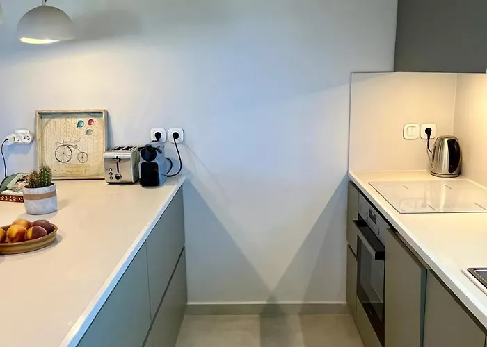 Gianna's & Cave Pylos